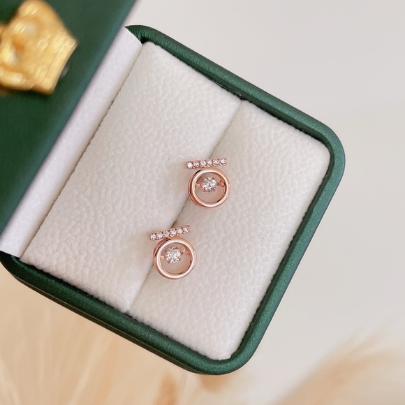 Sterling silver Rose Gold Zircon Geometric Round Studs - Picture 4 of 7